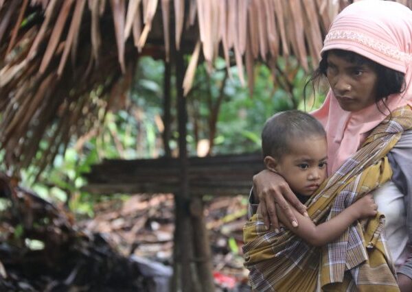 Berkah Zakat Suku Togutil Berkah Zakat Suku Togutil