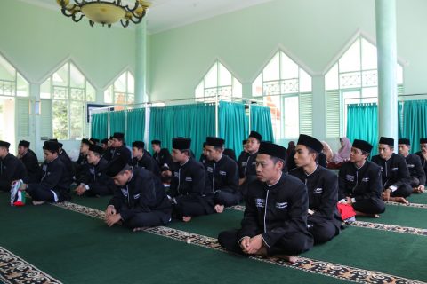 Santri Penghafal Quran AQC Megamendung